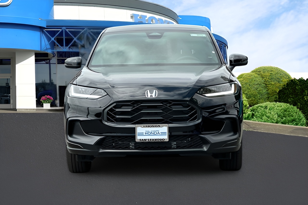 Vehicle image 33 of 40