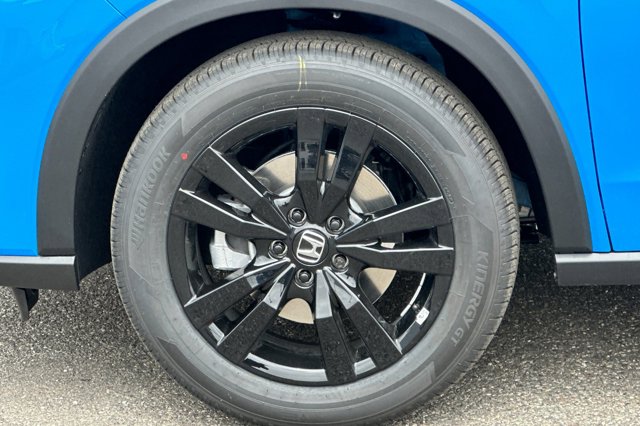 Vehicle image 32 of 42