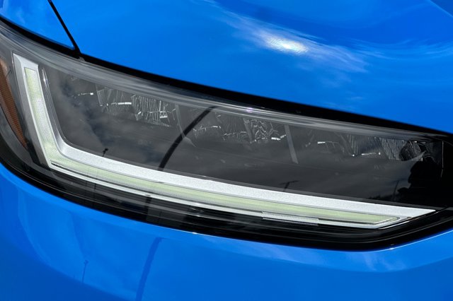 Vehicle image 30 of 42