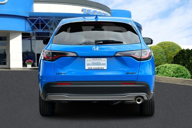 Vehicle image 7 of 42