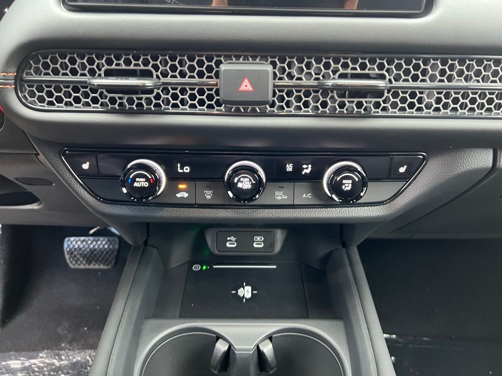 2026 Honda HR-V Sport Image 27 of 27