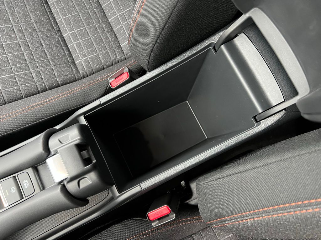 2026 Honda HR-V Sport Image 24 of 27