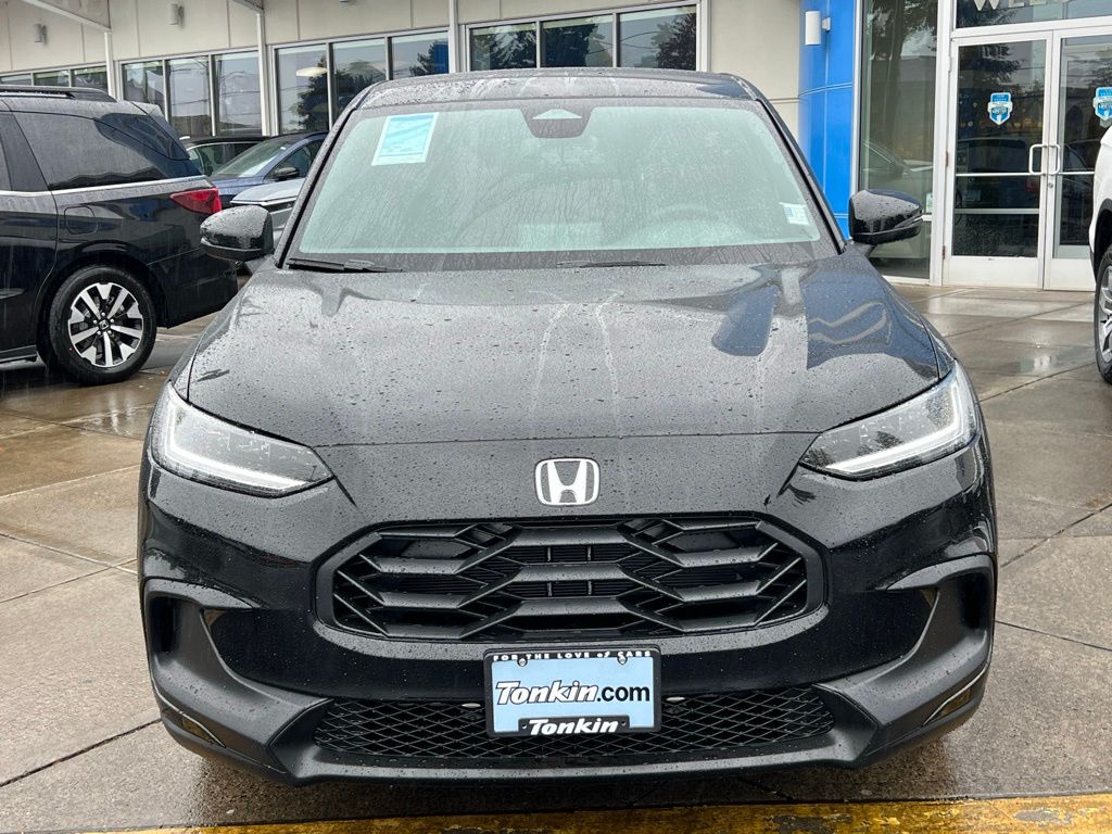 2026 Honda HR-V Sport Image 2 of 27