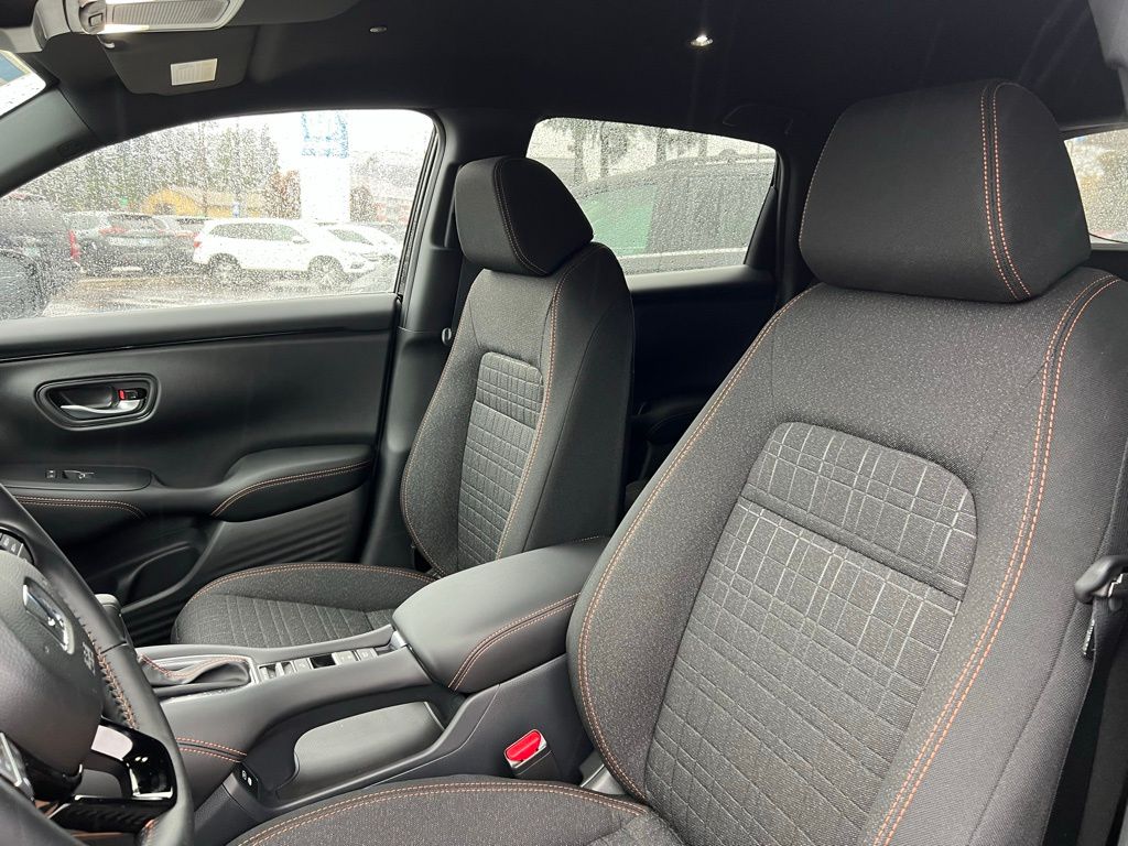 2026 Honda HR-V Sport Image 10 of 27