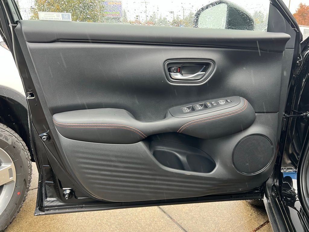 2026 Honda HR-V Sport Image 22 of 27