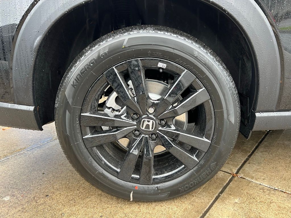 2026 Honda HR-V Sport Image 8 of 27