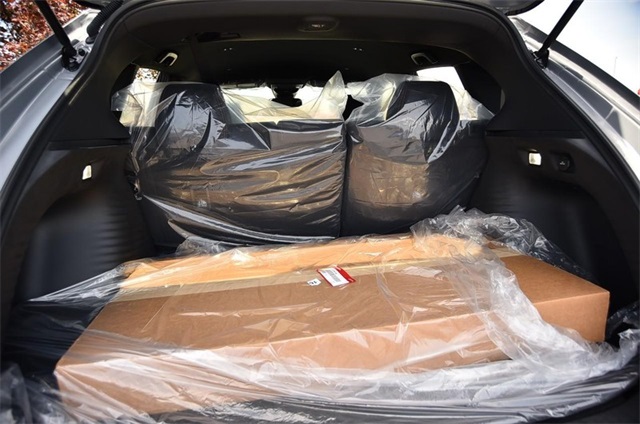 Vehicle image 8 of 24