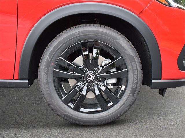 Vehicle image 10 of 26