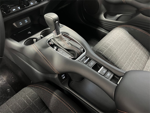 Vehicle image 20 of 26