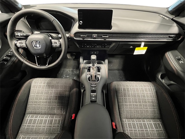 Vehicle image 16 of 26