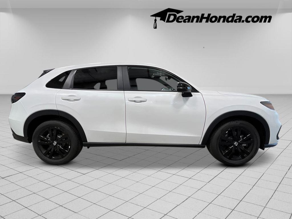 2026 Honda HR-V Sport Image 3 of 26