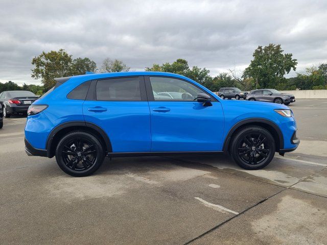 2026 Honda HR-V Sport Image 2 of 27