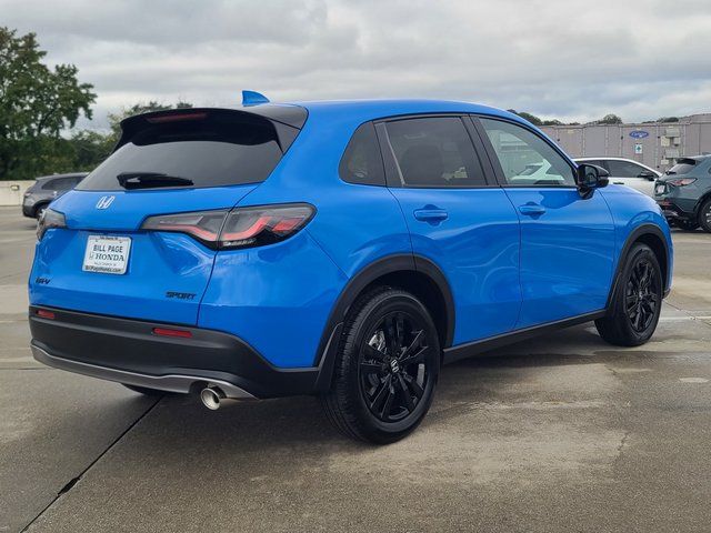 2026 Honda HR-V Sport Image 3 of 27