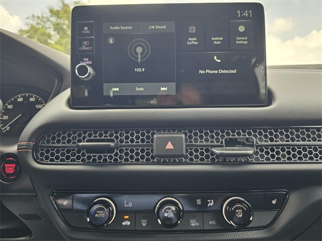 Vehicle image 12 of 19