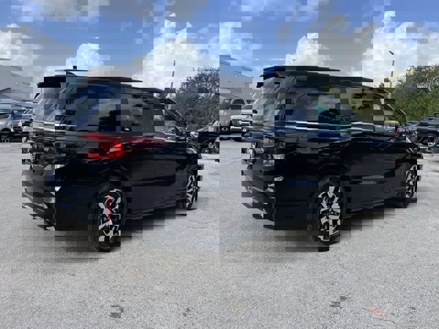 2026 Honda Odyssey EX-L Image 7 of 33