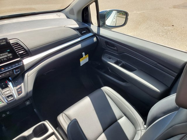 2026 Honda Odyssey EX-L Image 16 of 17
