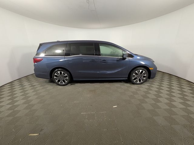 2026 Honda Odyssey Elite Image 4 of 39