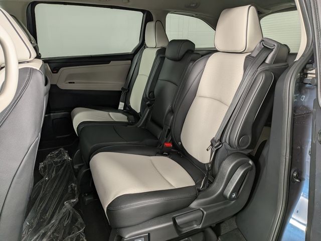 2026 Honda Odyssey Elite Image 15 of 39