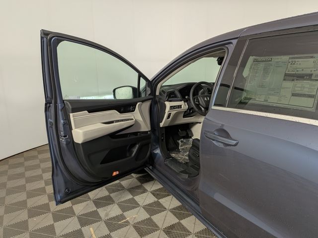 2026 Honda Odyssey Elite Image 17 of 39