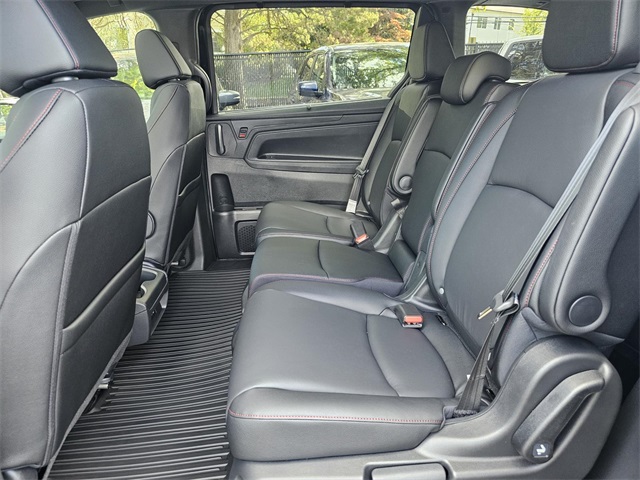 2026 Honda Odyssey Sport-L Image 12 of 28