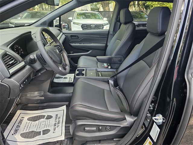 2026 Honda Odyssey Sport-L Image 13 of 28