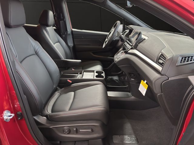 2026 Honda Odyssey Sport-L Image 18 of 40