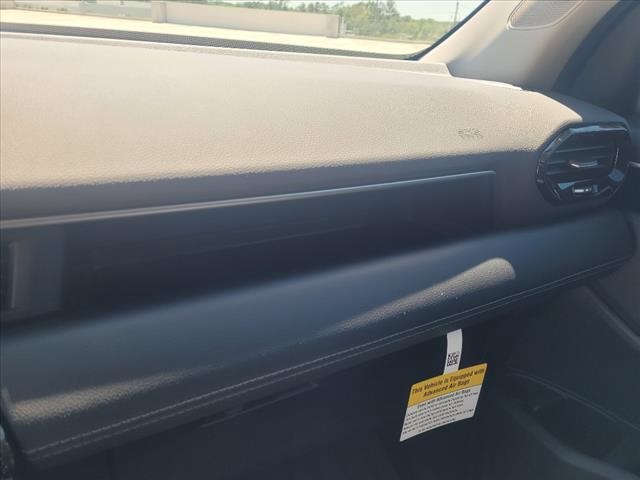 Vehicle image 12 of 15