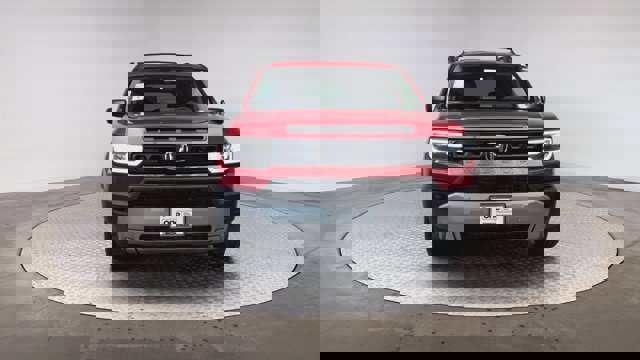 Vehicle image 3 of 27