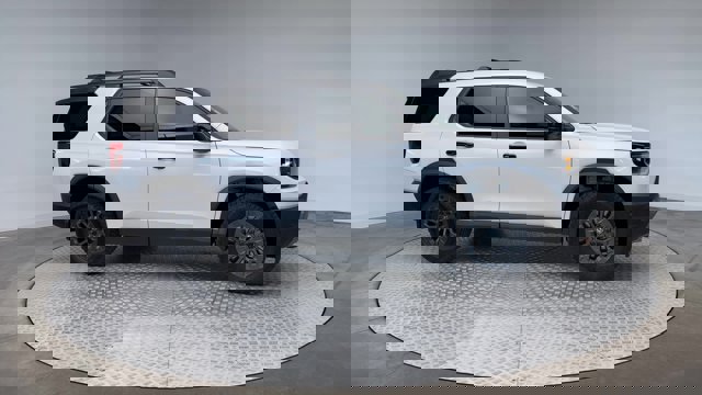 Vehicle image 6 of 31