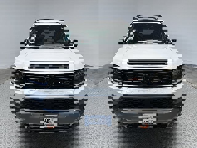 Vehicle image 3 of 31