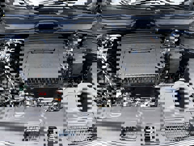 Vehicle image 12 of 30