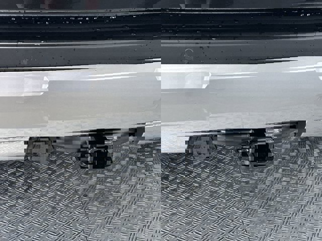 Vehicle image 15 of 30