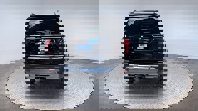 Vehicle image 9 of 30