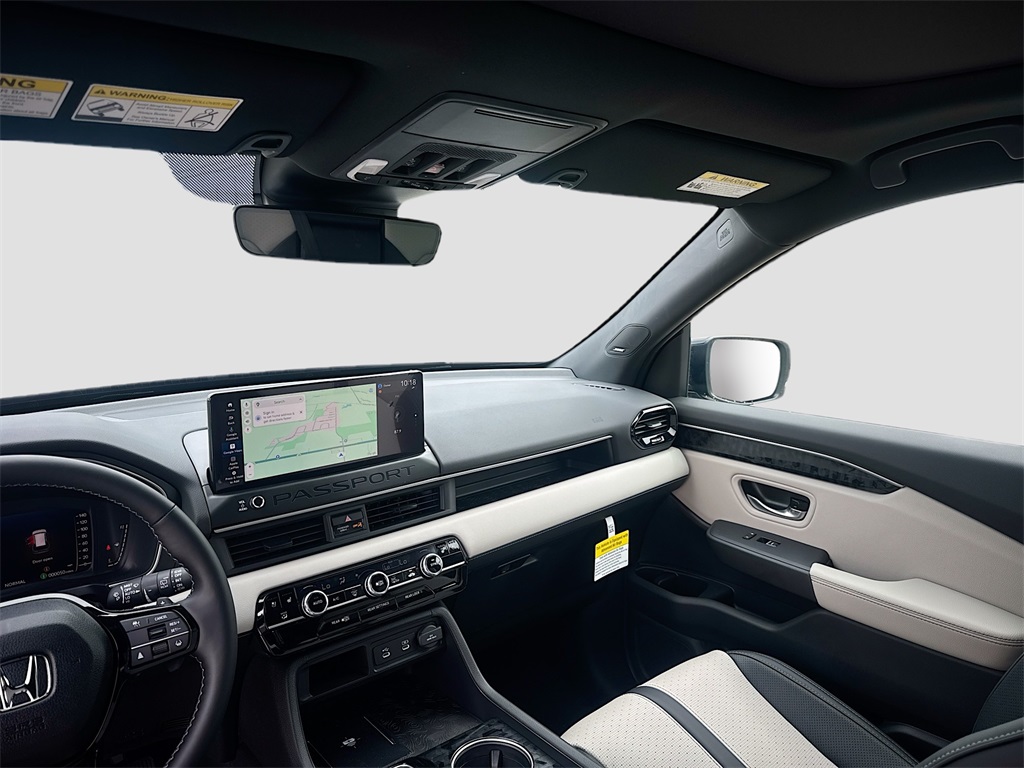 Vehicle image 26 of 36