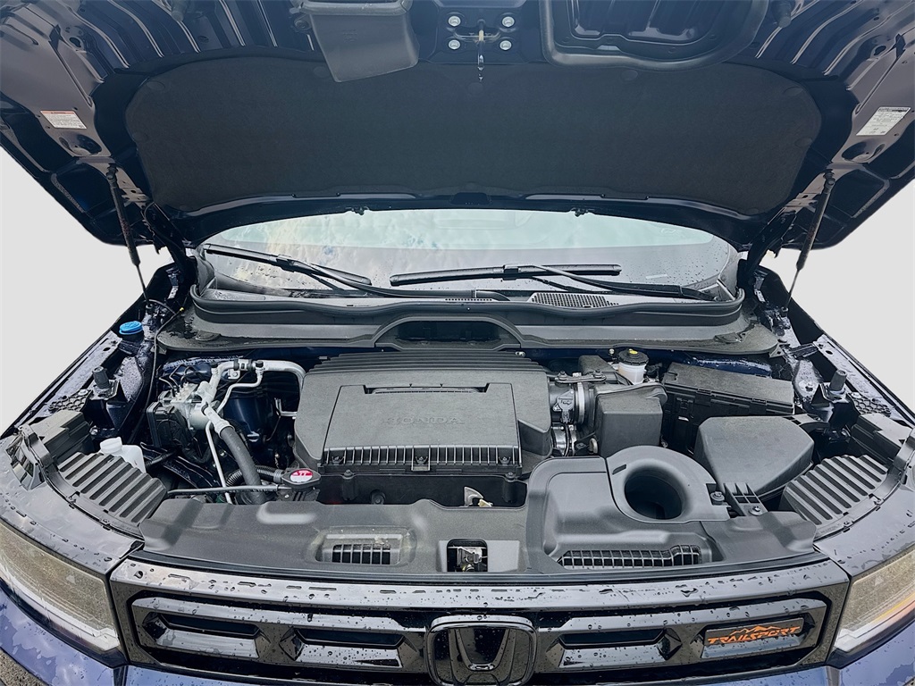 Vehicle image 33 of 36
