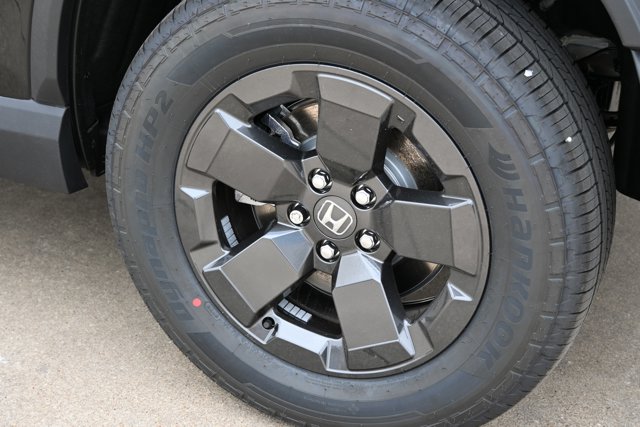 Vehicle image 9 of 34
