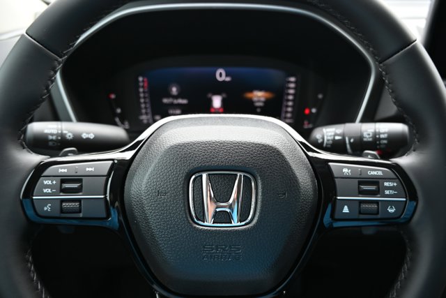 Vehicle image 16 of 34