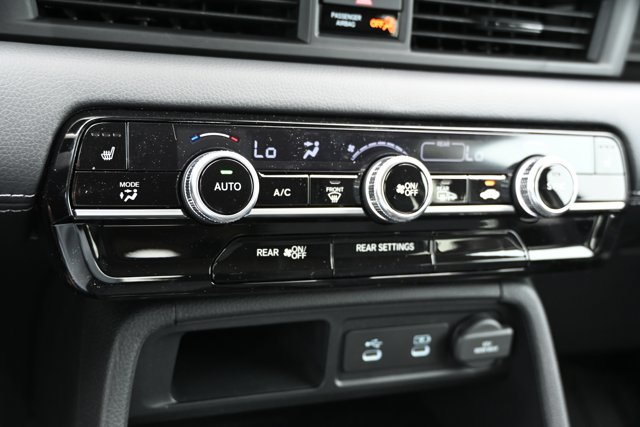Vehicle image 34 of 34