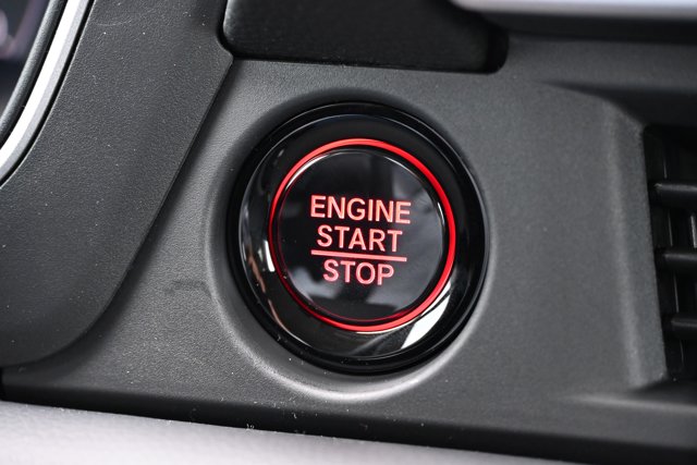 Vehicle image 18 of 34