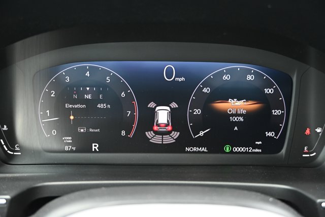 Vehicle image 17 of 34