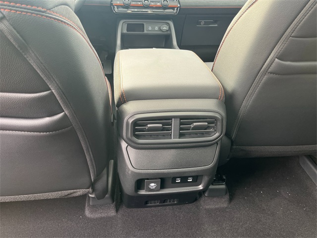 Vehicle image 22 of 29