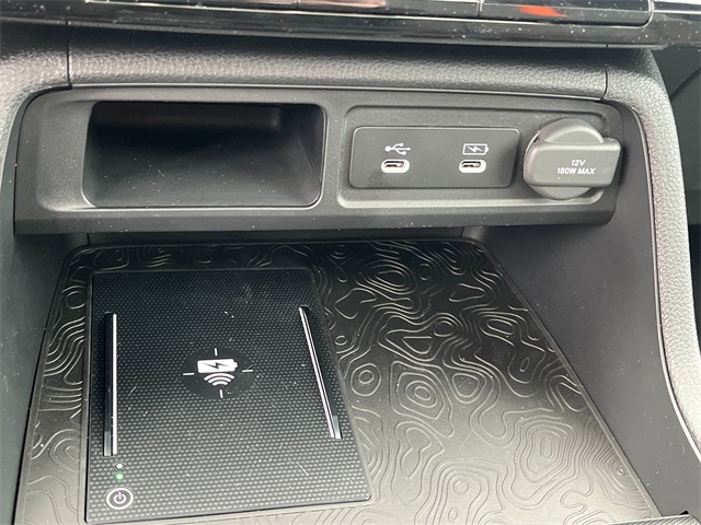 Vehicle image 11 of 29