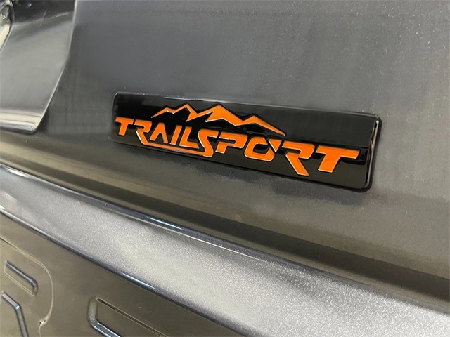 Vehicle image 23 of 29