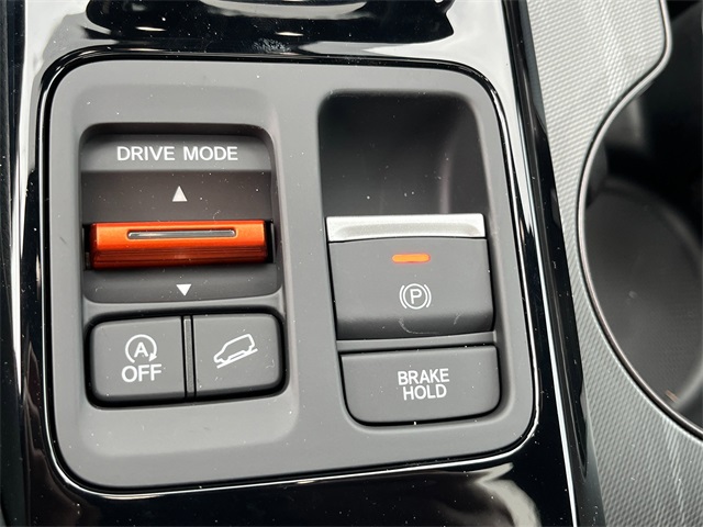 Vehicle image 27 of 29