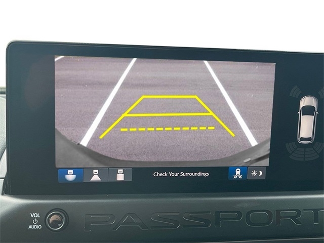 Vehicle image 18 of 29