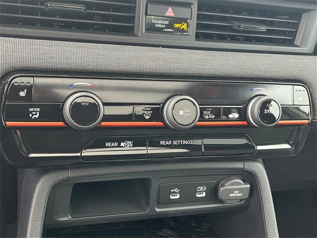 Vehicle image 25 of 29