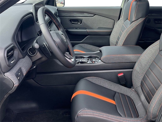 Vehicle image 14 of 29