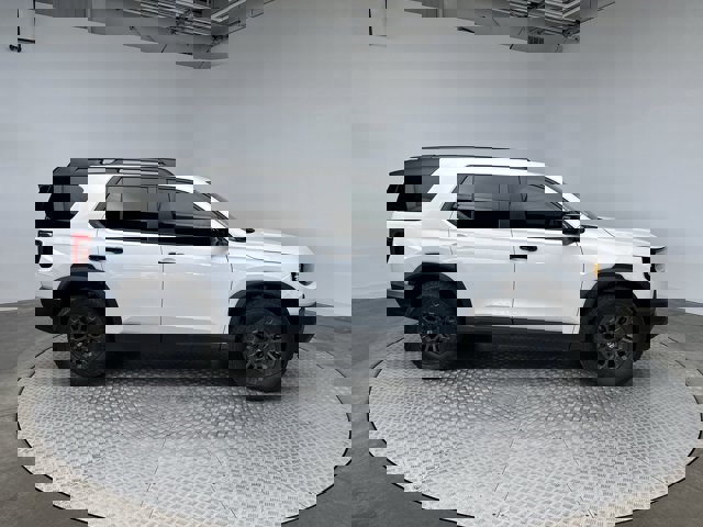 Vehicle image 6 of 29