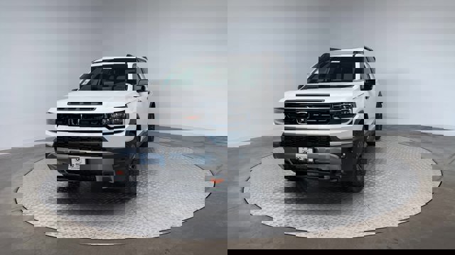 Vehicle image 2 of 29