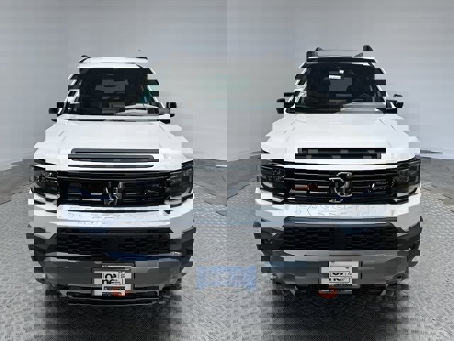 Vehicle image 3 of 29